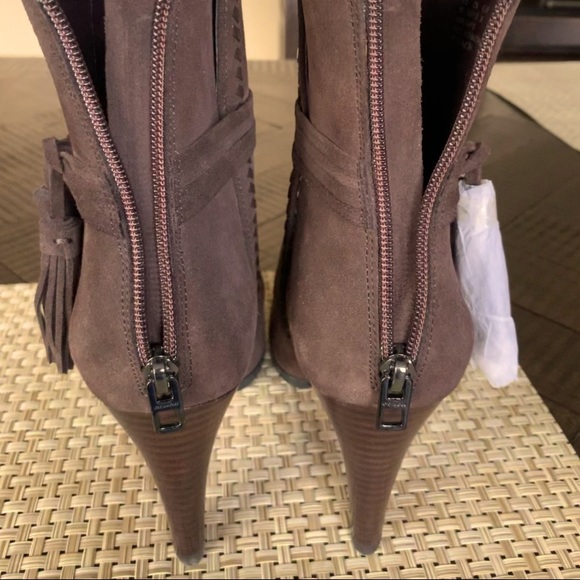 Coach Boots - Picture 3 of 4